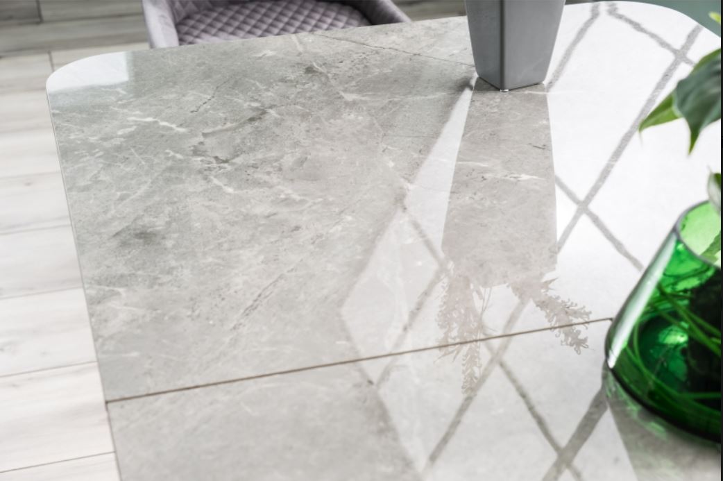 Valgomojo komplektas - Stalas PALLAS CERAMIC + Kėdės COLIN B VELVET