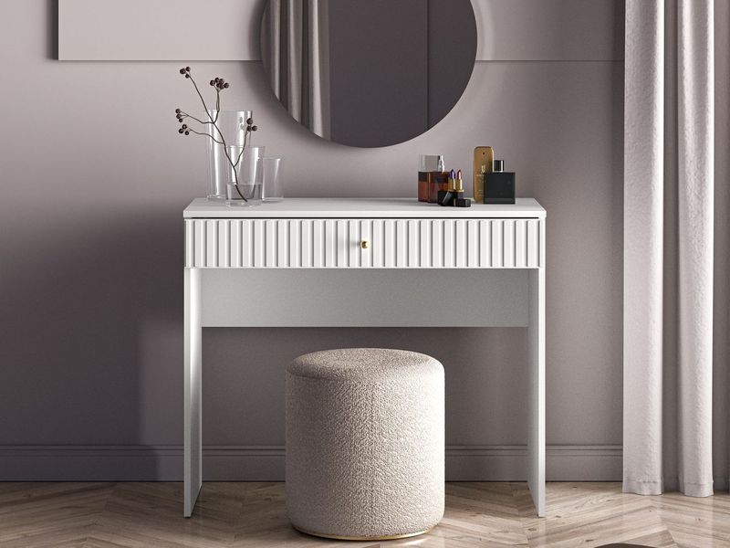 Kosmetinis staliukas LUCY 06